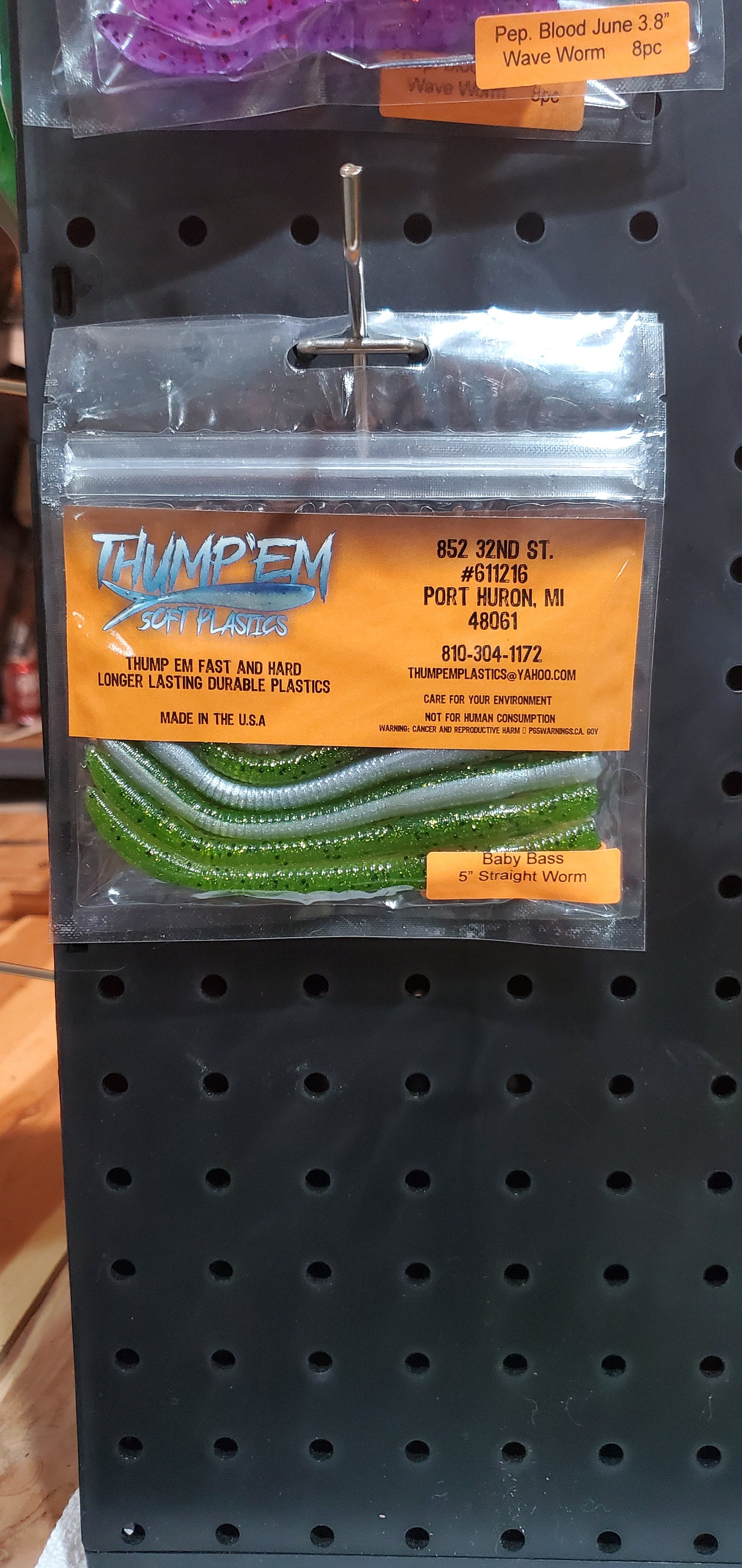 Thump 'Em Straight Worm 5"
